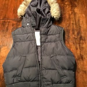 Aeropostale Puffer Vest